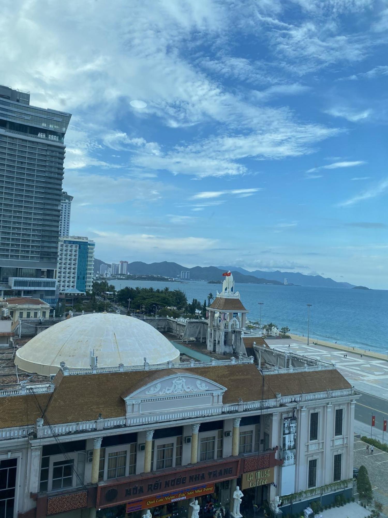 Happy Light Central Nha Trang Hotel Exterior foto